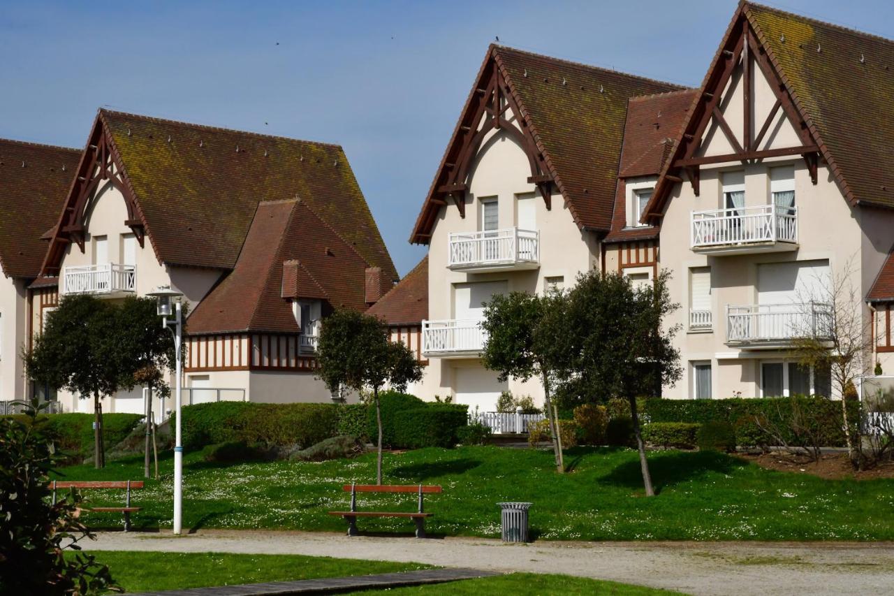 Studio Avec Loggia - A 200M De La Plage - Parking Курсёль-сюр-Мер Экстерьер фото